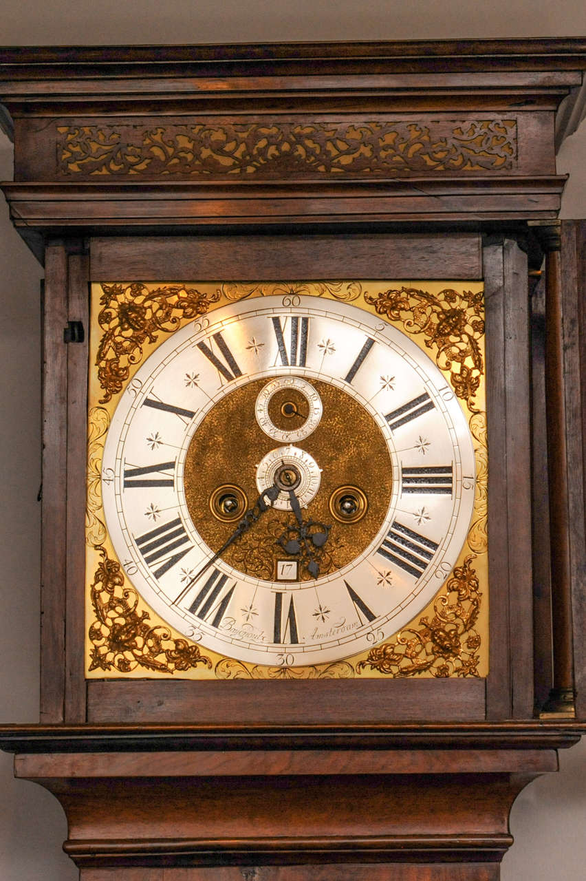 A lovely small Dutch grandfather clock, circa 1700 In Good Condition In Amsterdam, Noord Holland