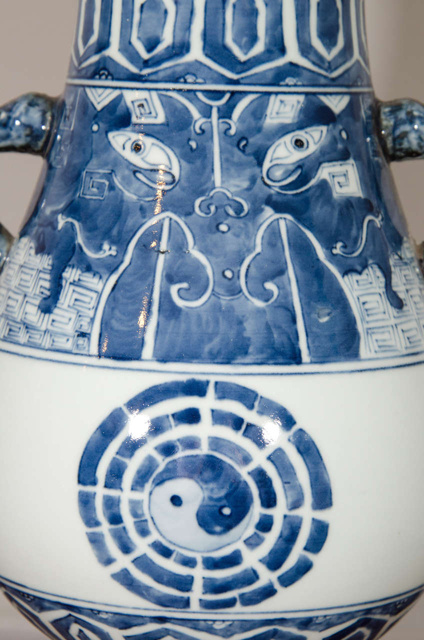 Chinese Blue and White Porcelain Lamp 1