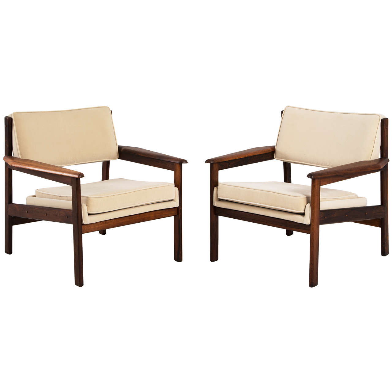 Pair of "Drummond" Lounge Chairs by Sergio Rodrigues for OCA, 1959
