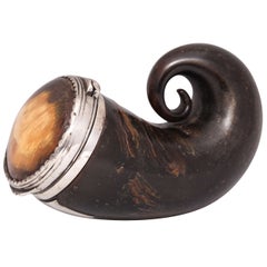 Georgian Sterling Silver-Mounted Horn Scottish Snuff Mull with Hinged Lid