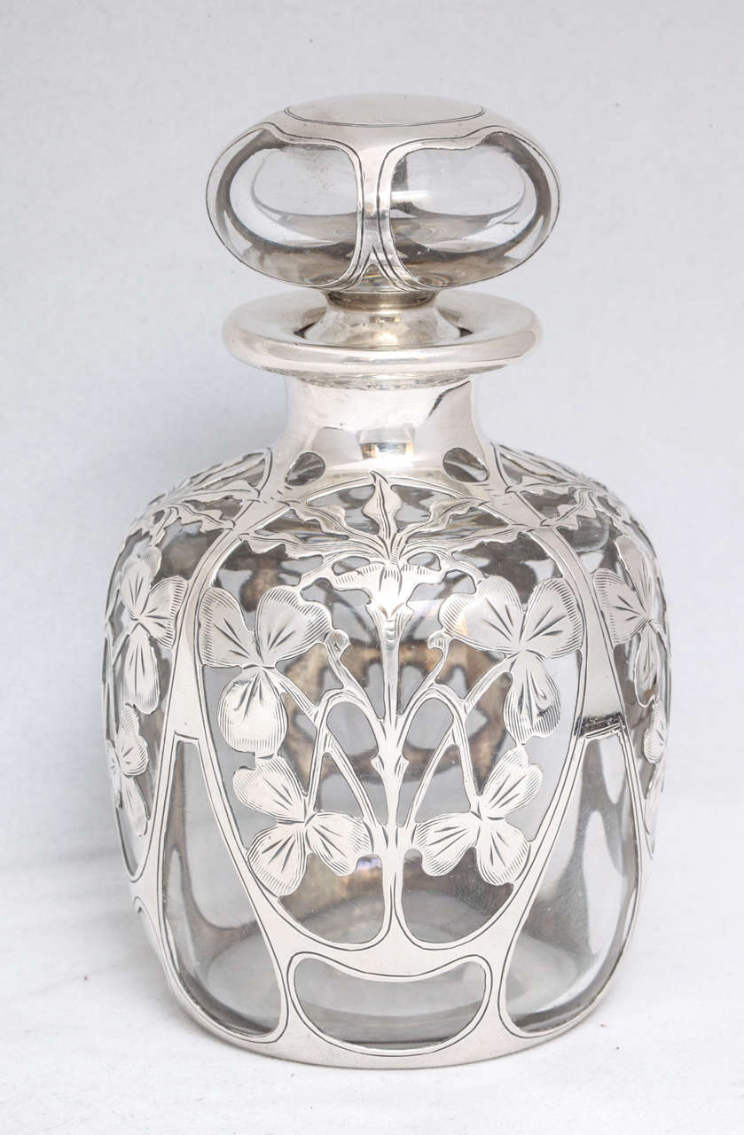 Art Nouveau, sterling silver overlay perfume bottle, the Gorham Corporation, Providence, Rhode Island, circa 1895. Measures: 5