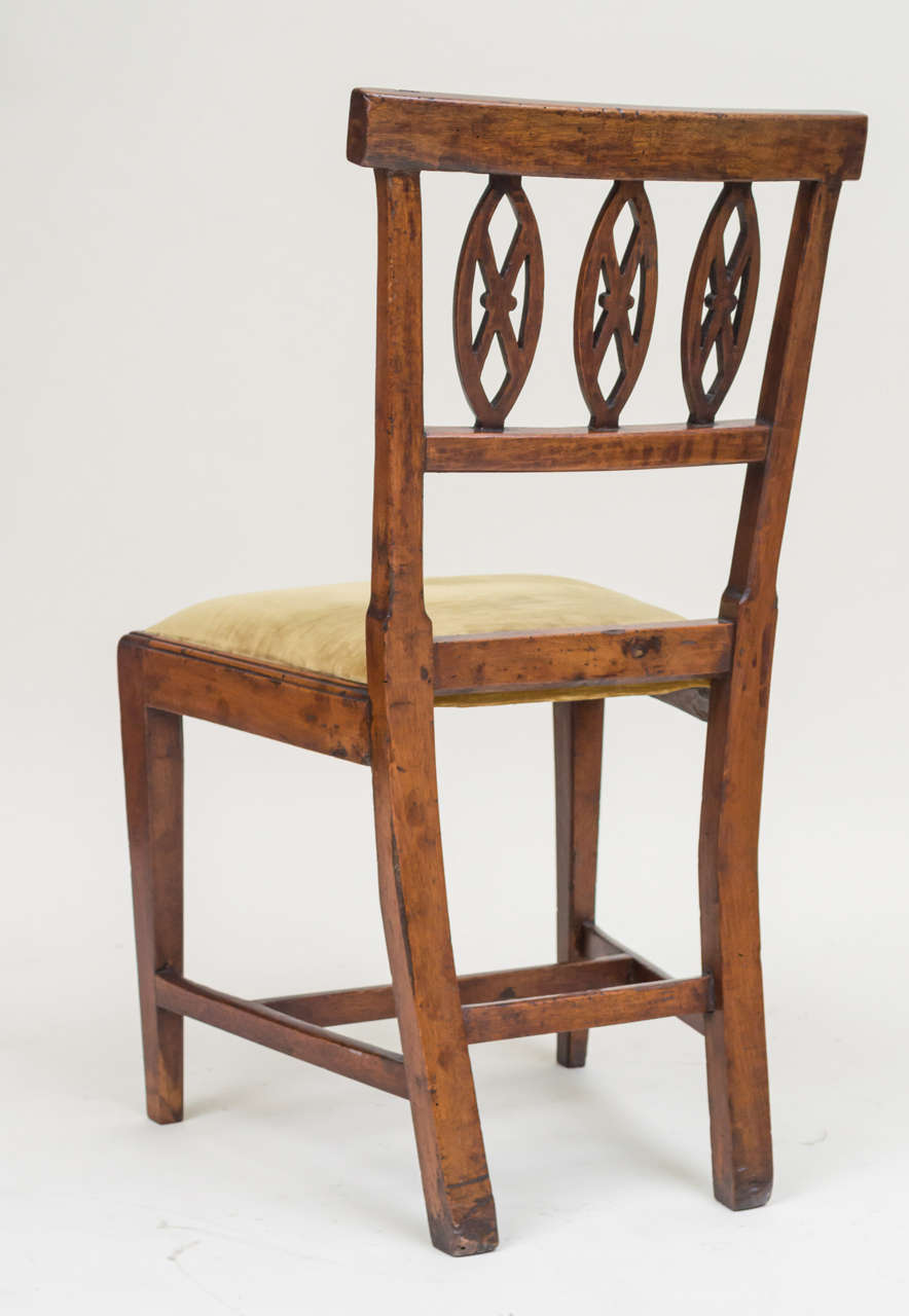 18th Century and Earlier Set of Six Italian Neoclassic Period Side Chairs For Sale