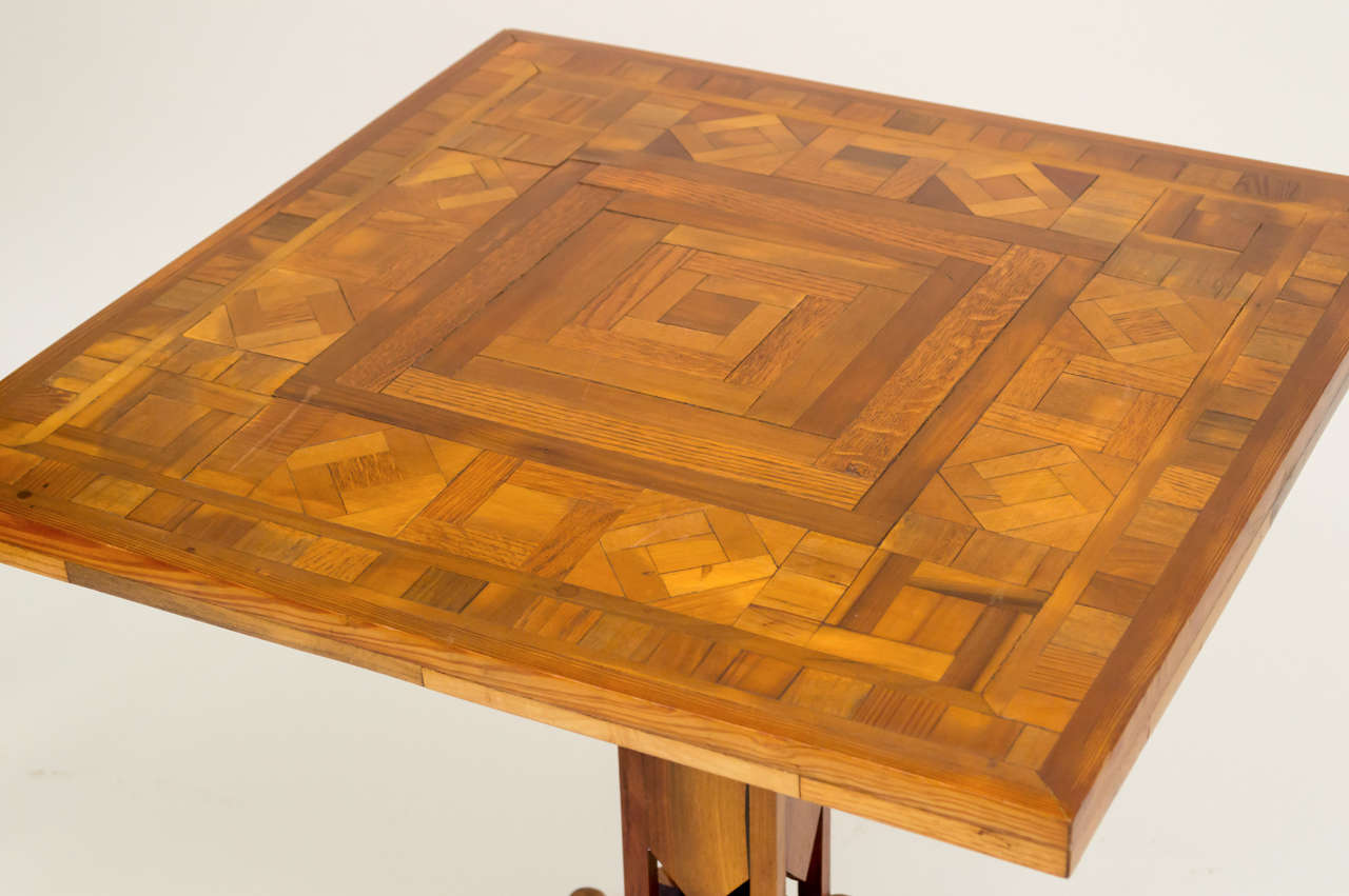 Early 20th Century American Folk Art Pedestal Table In Good Condition For Sale In San Francisco, CA