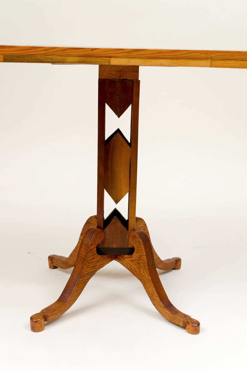 Early 20th Century American Folk Art Pedestal Table For Sale 2