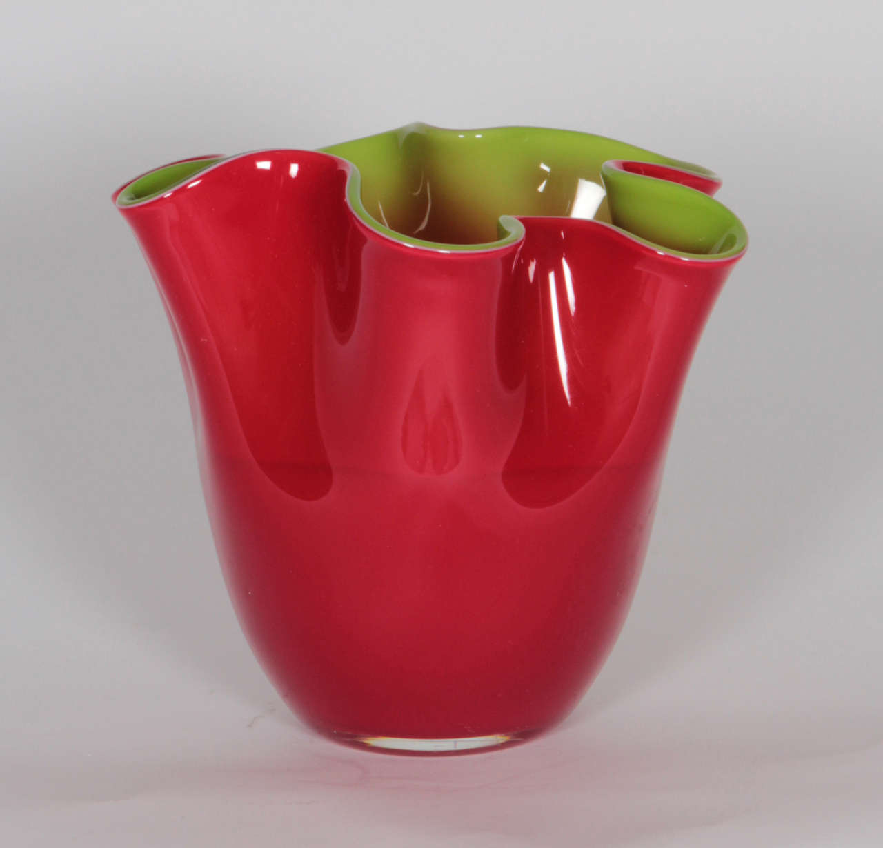 Italienische rote und grüne Vase im Zustand „Hervorragend“ in New York, NY