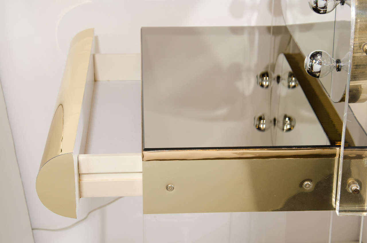 Vintage Illuminated Vanity Table in Lucite, Brass, & Bronze Mirror In Excellent Condition In Fort Lauderdale, FL