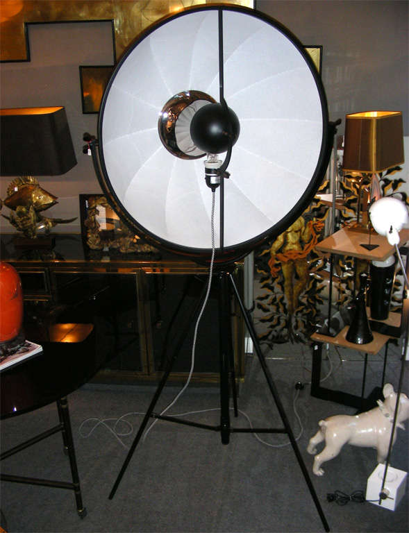 Large Italian end of 20th century re-edition floor lamp, model Projector of 1907, by Mariano Fortuny. Pivoting head, tripod in black painted steel. Re-editon by Ecart International; not re-edited afterwards. Cotton shade.