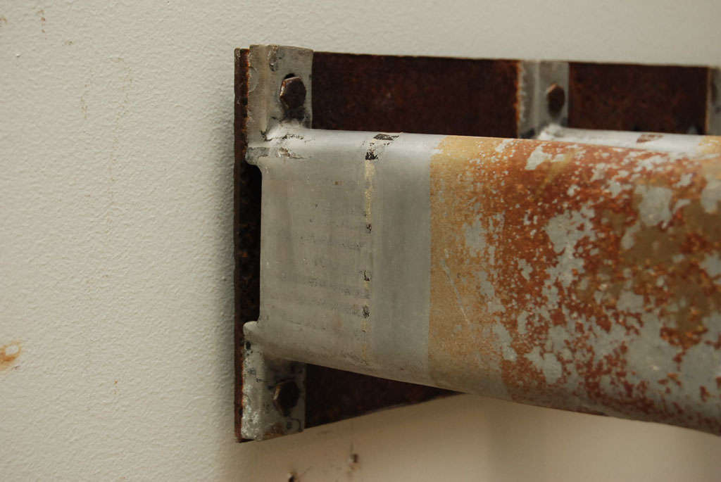 Aluminum Hanging Glove Mold