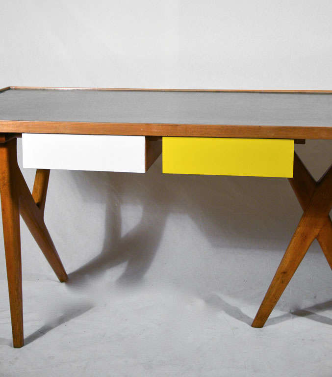 Monumentaler Melchiorre Bega-Schreibtisch