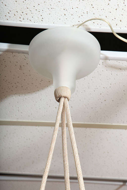 Lampe à suspension Art déco française par Sabino Excellent état - En vente à Bridgewater, CT
