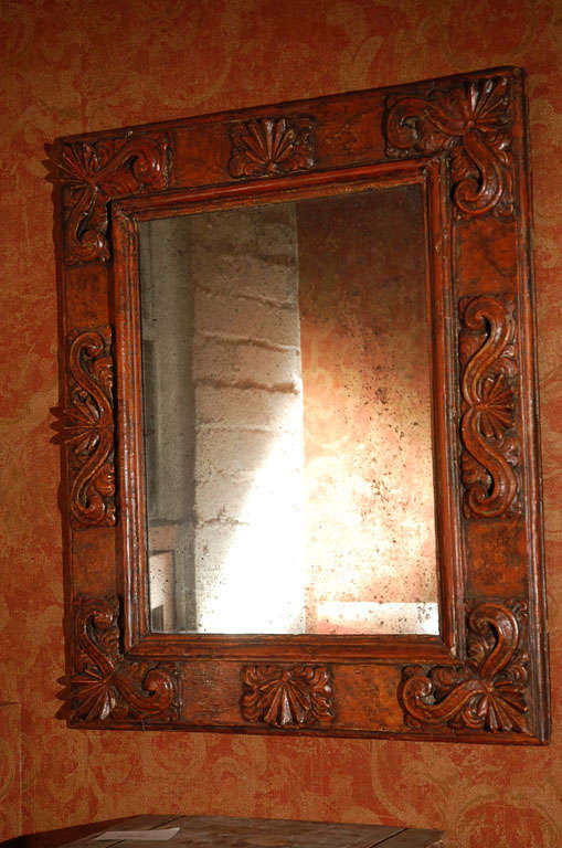 Italienischer Barockspiegel mit Original Bole.