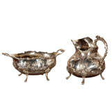 PAIR OF EARLY 19THC STERLING SILVER SUGAR 
CREMER SET