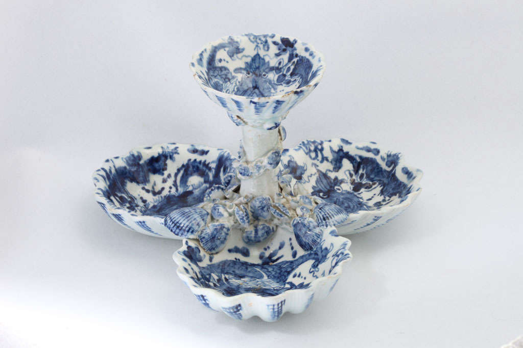 A rare and fine Bow Porcelain blue and white shell sweetmeat stand painted in the Dragon pattern