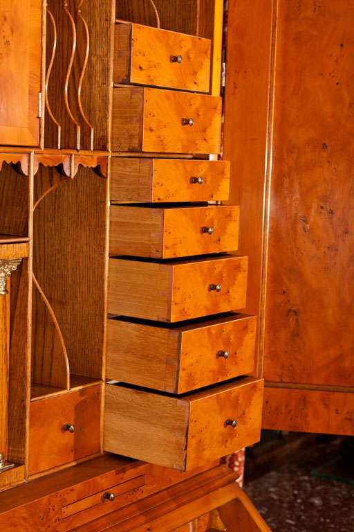Secrétaire sur mesure de style Queen Anne Neuf à Woodbury, CT