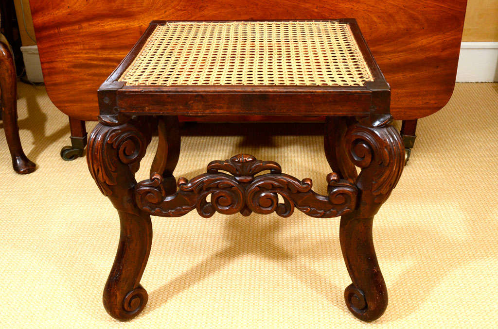 Walnut Baroque walnut stool