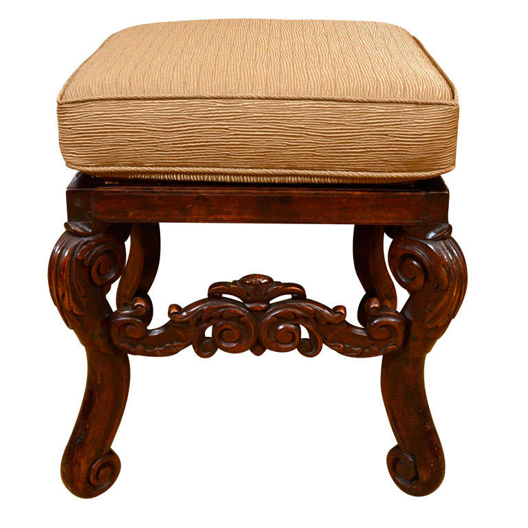 Baroque walnut stool