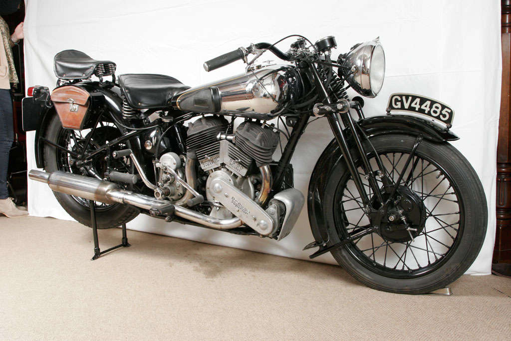 A 1936 Brough Superior Matchless Engine SS80 4