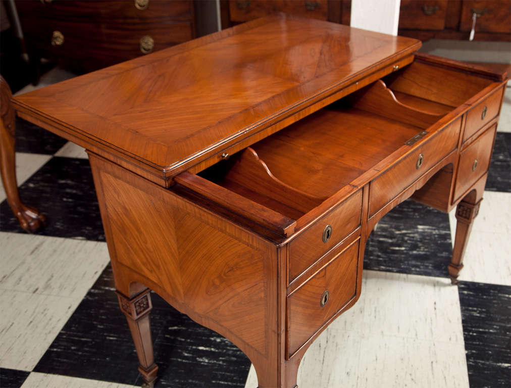 Italian Walnut Writing Table with Sliding Top In Excellent Condition In Woodbury, CT