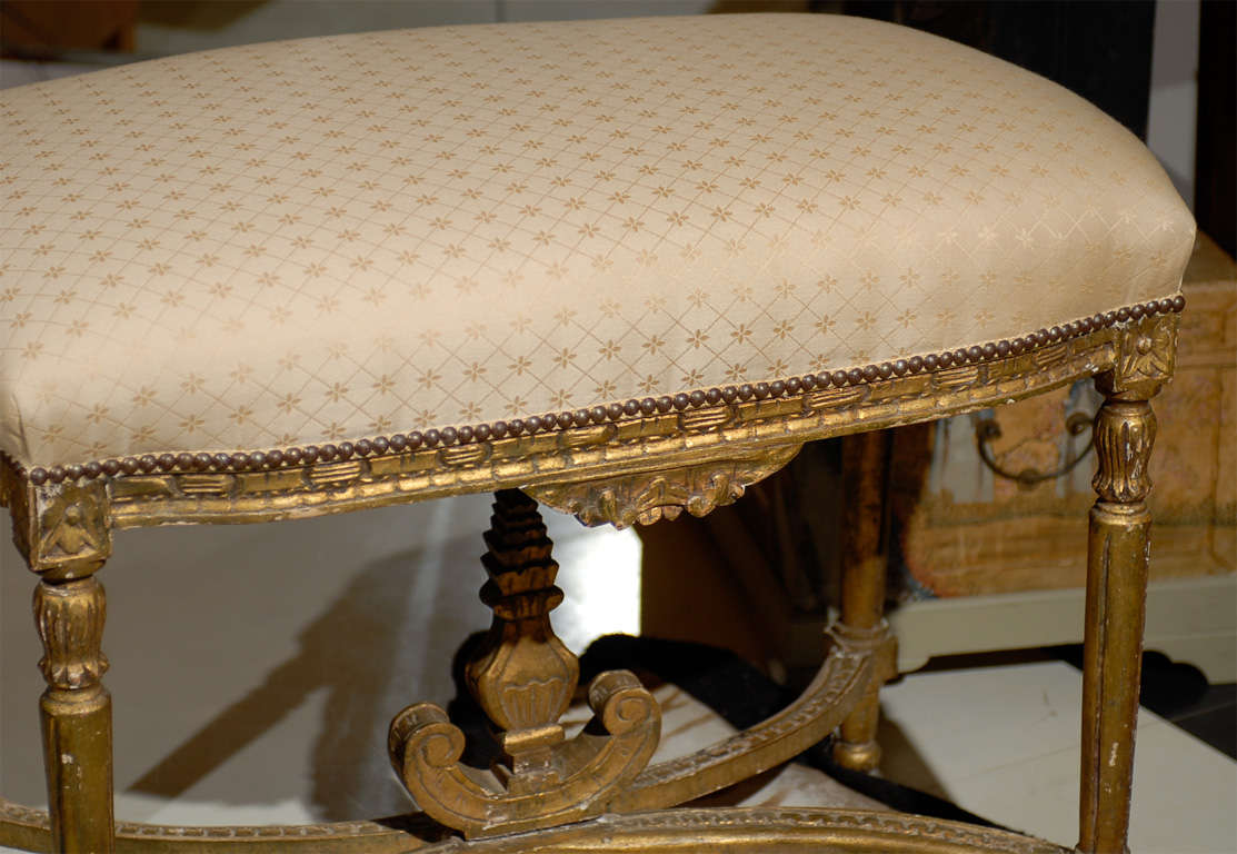 Oversized Louis XVI Gilded Stool In Good Condition In Atlanta, GA