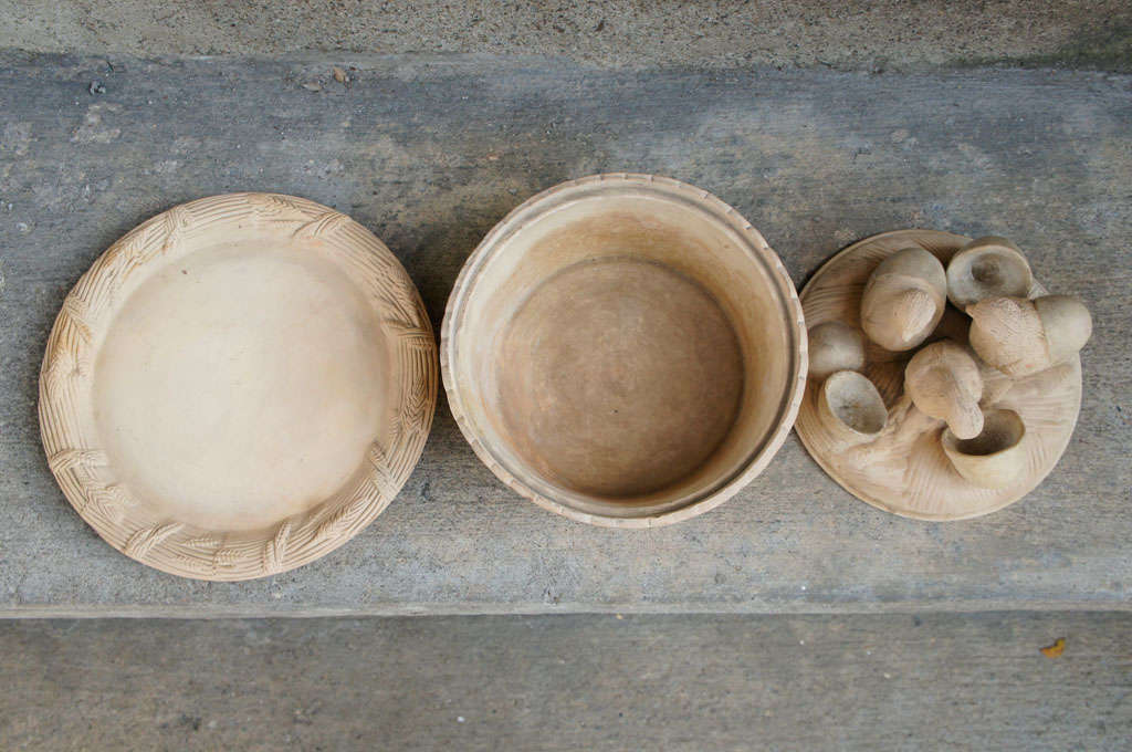 Stoneware Caneware tureen, made by Josiah Wedgwood