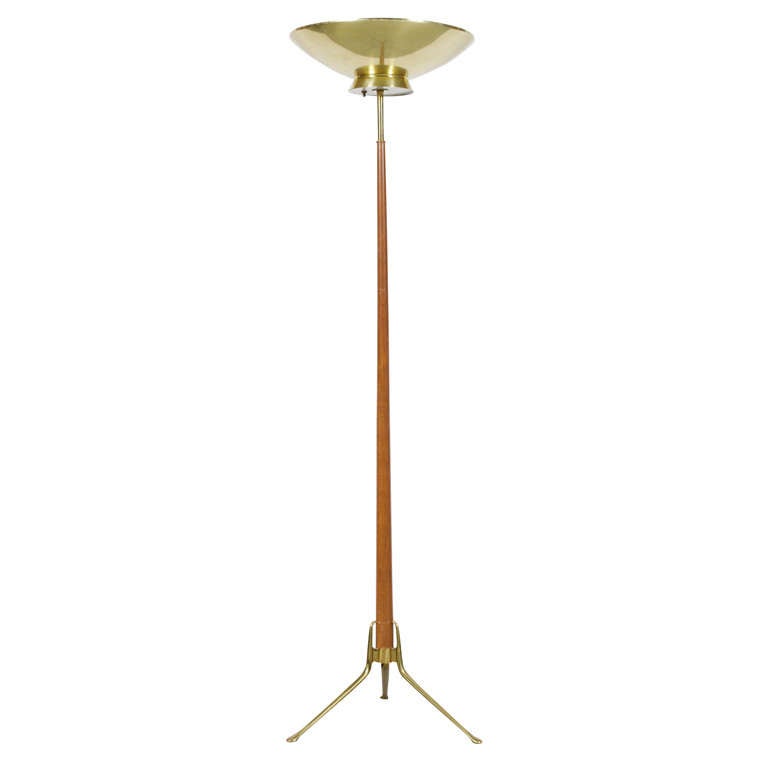 1970s American Craftsman Style Walnut Floor Lamp by Lightolier For Sale