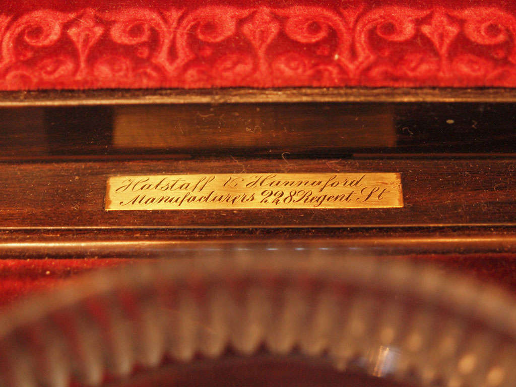 Antique Coromander Wood Tea Caddy with Original Interior 4