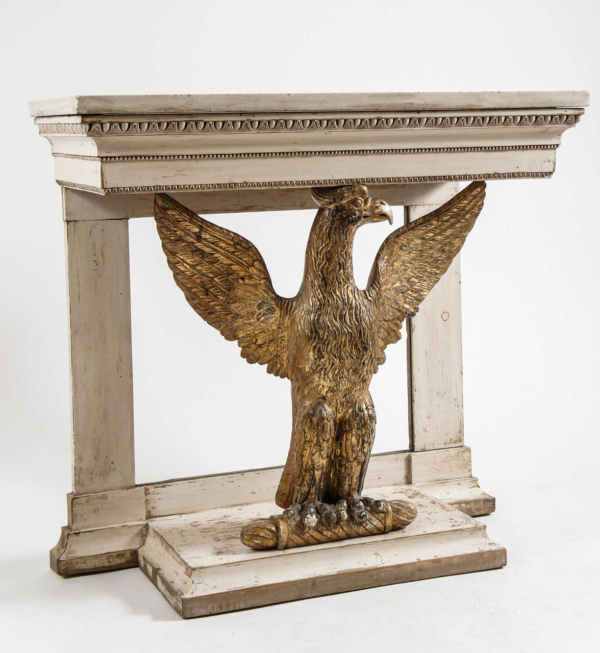 Superb Swedish Gustavian Gilt Wood Eagle Console, c. 1800 In Excellent Condition In Kinderhook, NY