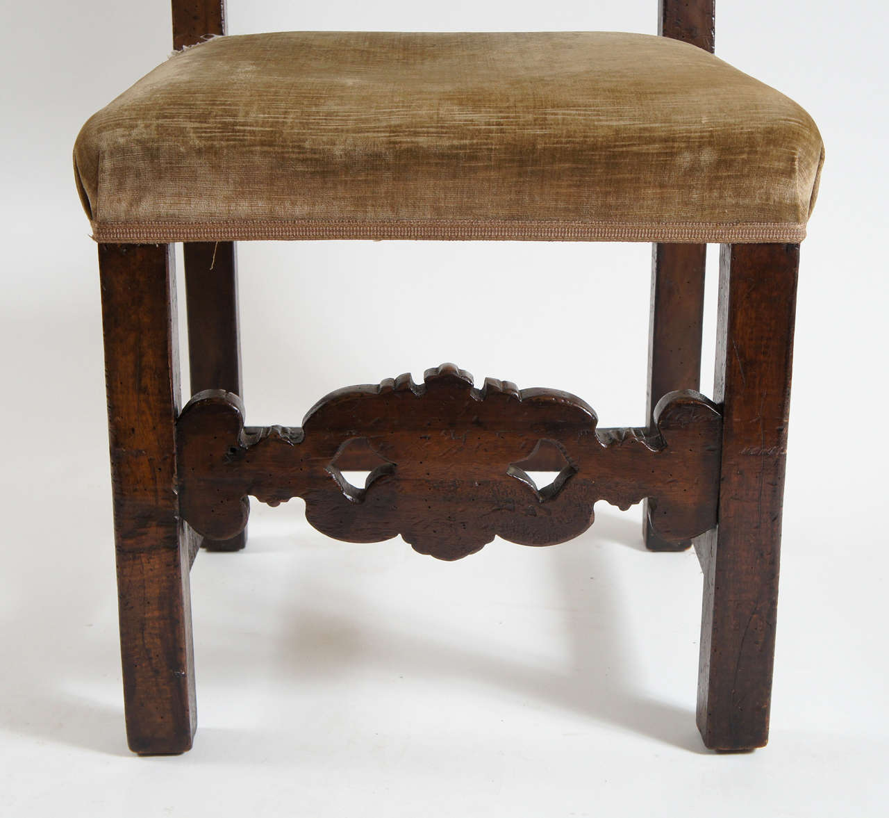 Fine Italian Parcel Gilt Chair, c. 1650 1