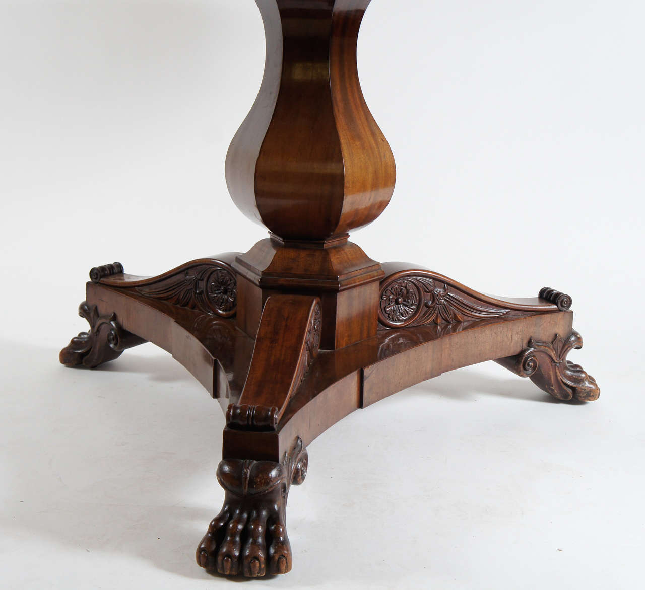 Fine French Charles X Mahogany Center Table, c. 1825 In Excellent Condition In Kinderhook, NY
