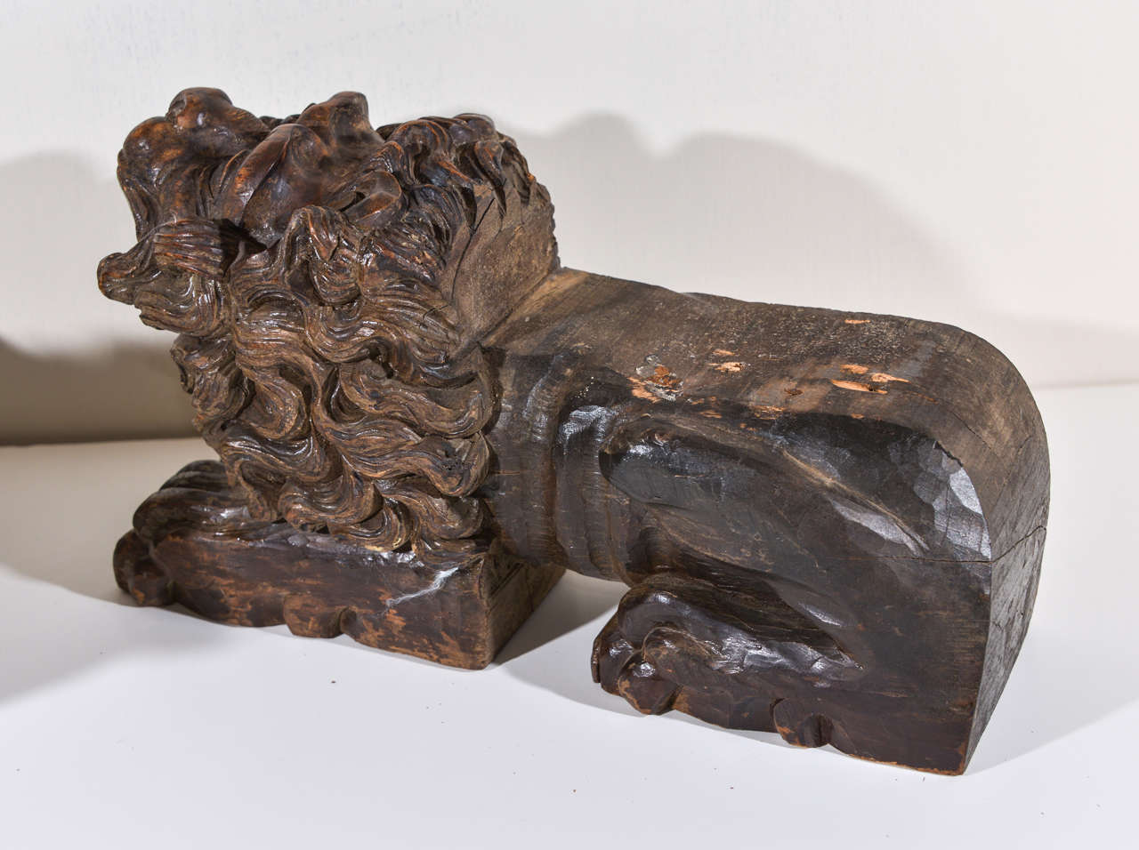 Carved Wood Lion Figure Bookends or Wall Brackets 3