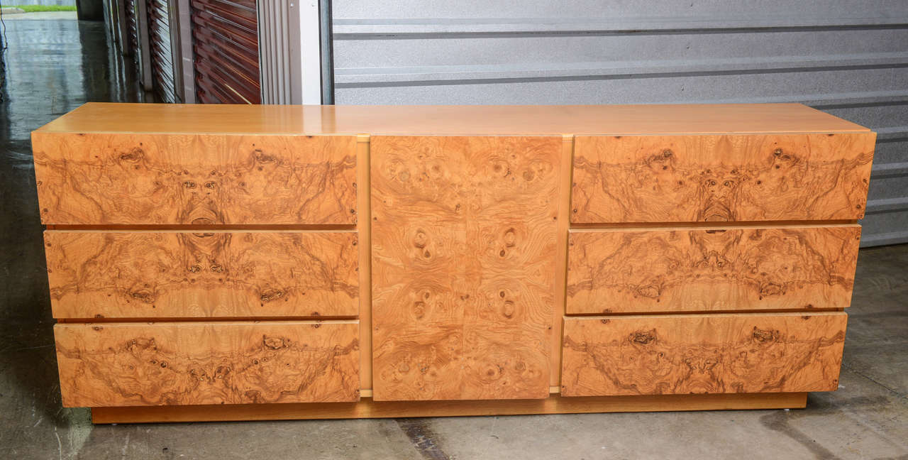 Gorgeous restored Milo Baughman for Lane burl wood dresser. Made in the USA, 1970s.