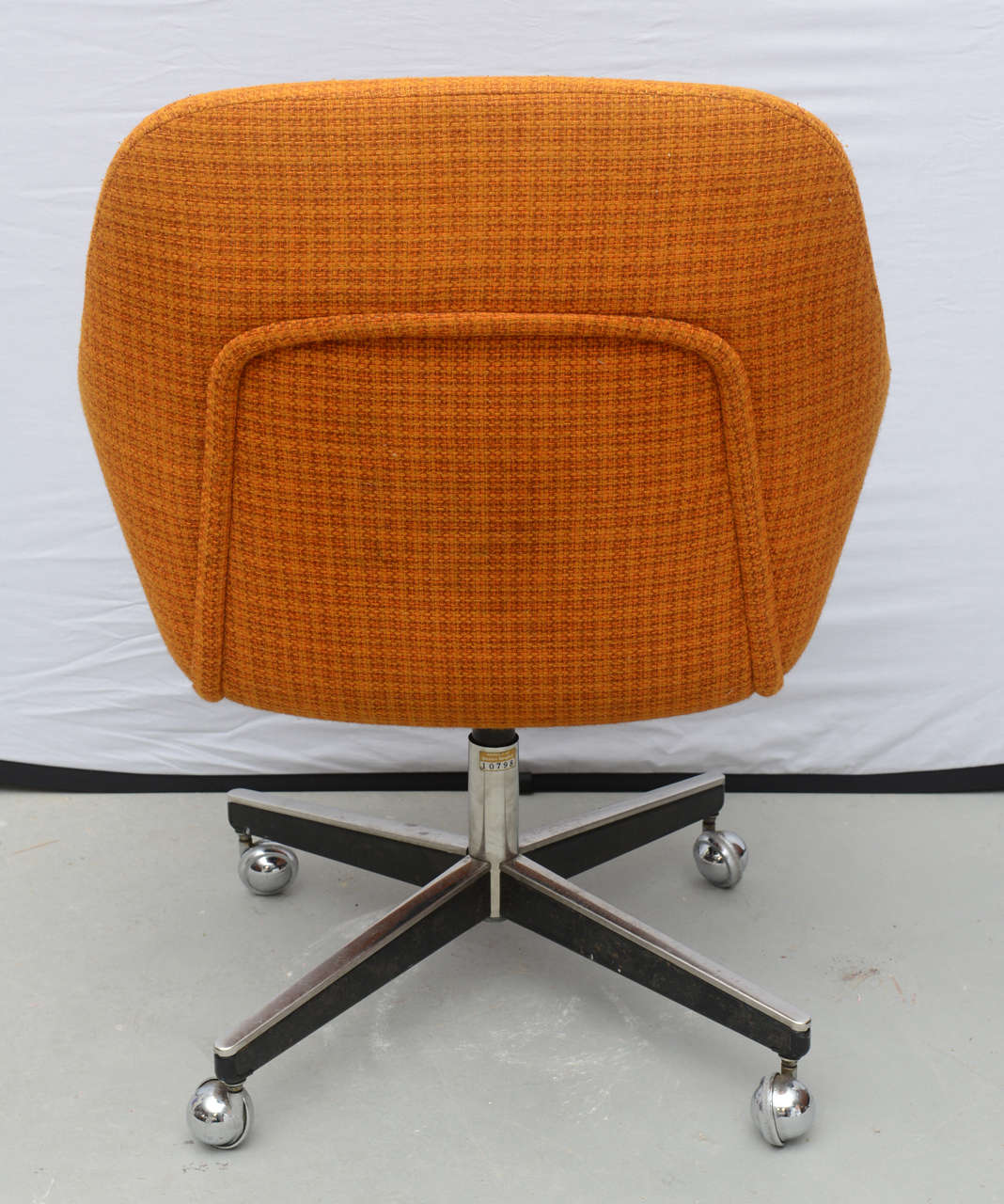 Max Pearson für Knoll Übergroße Rollstühle:: 1970er Jahre (Chrom)