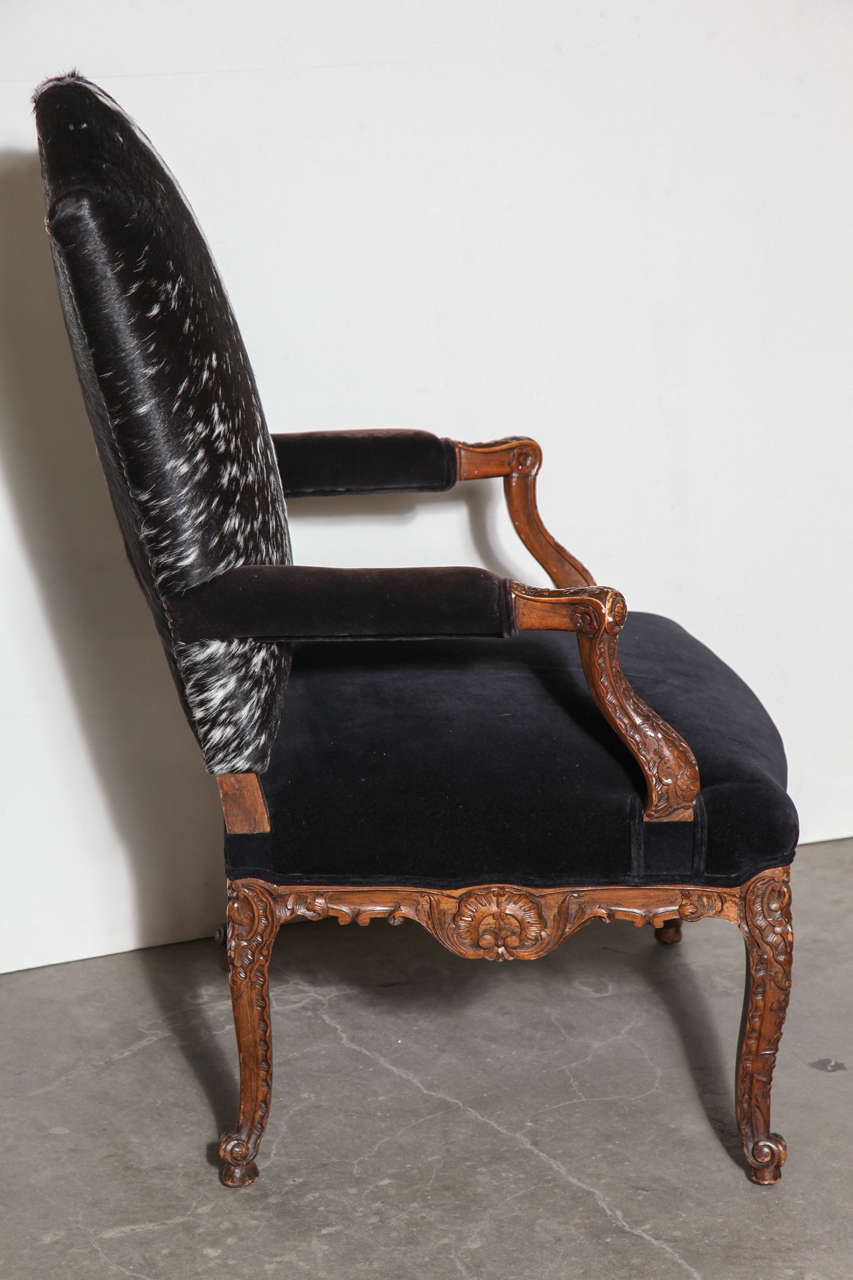 19th Century English Chair with Hide Back and Black Velvet Seat 4