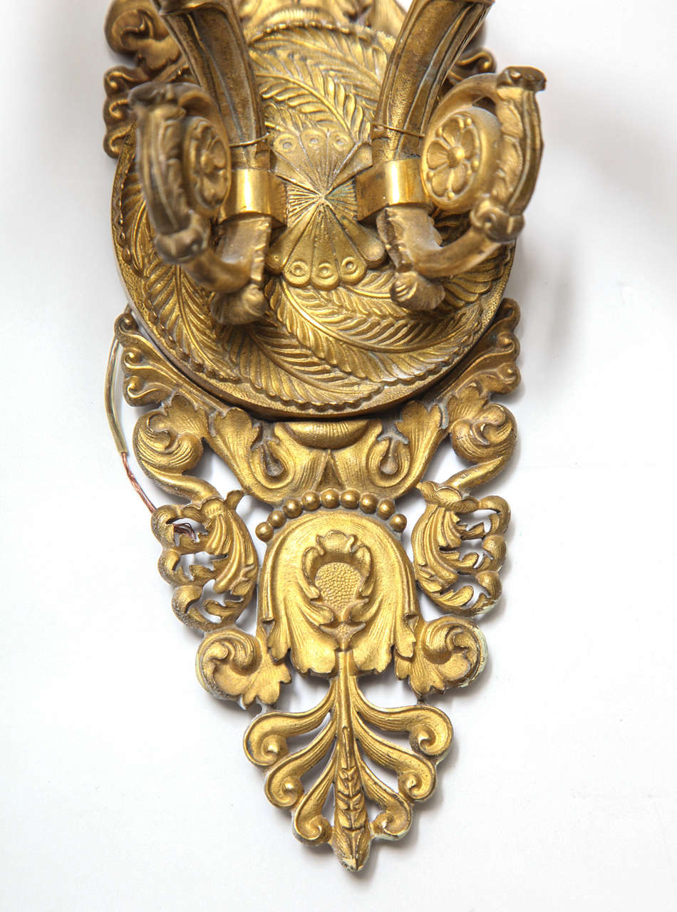 Pair of Acanthus and Foliate Cast Bronze Sconces For Sale at 1stdibs