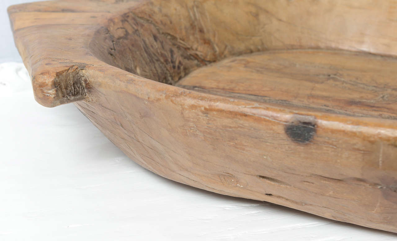 Large Artist Carved Wood Bowl In Distressed Condition For Sale In Miami, Miami Design District, FL