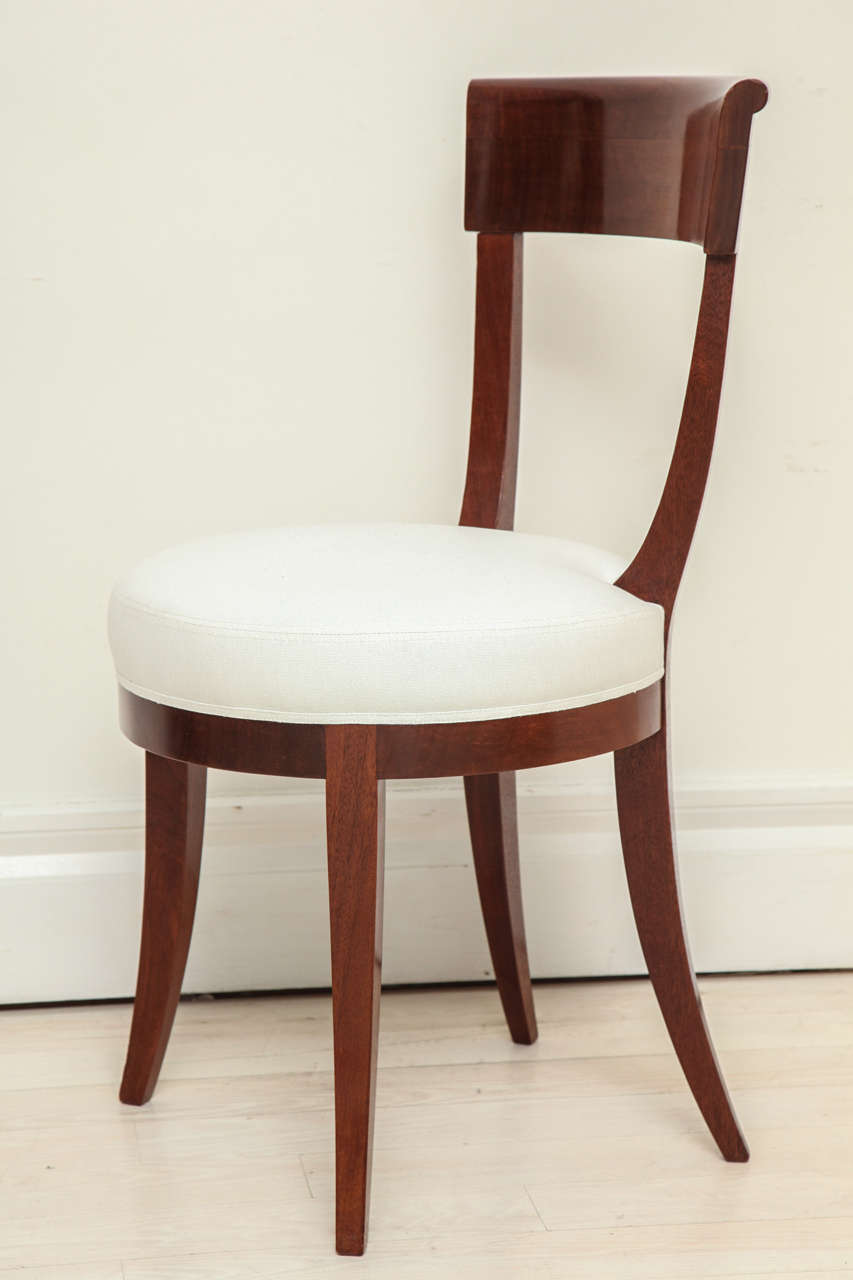 Mid-20th Century Walnut Chair with Curved Back and Round Upholstered Seat For Sale