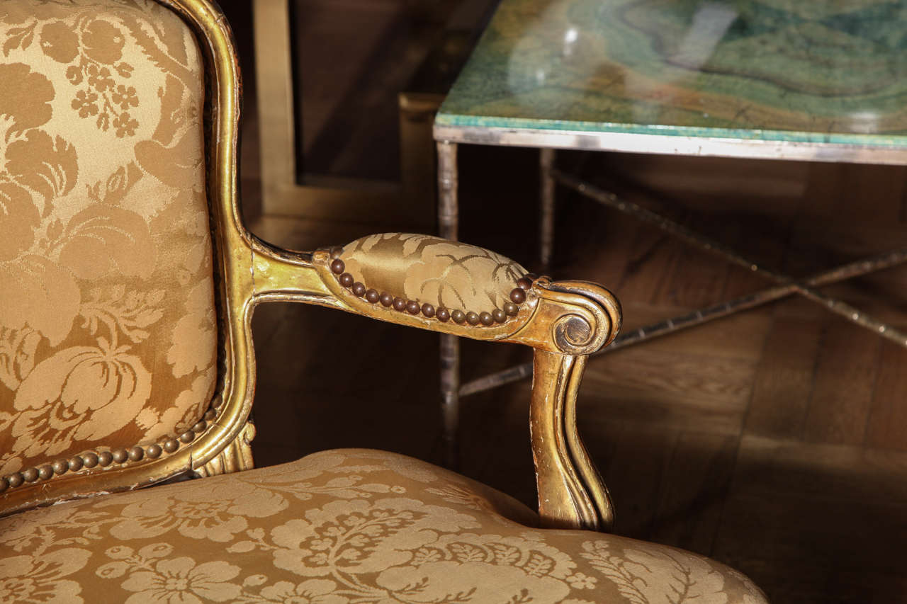 19th Century A Louis XV Carved and Gilded 