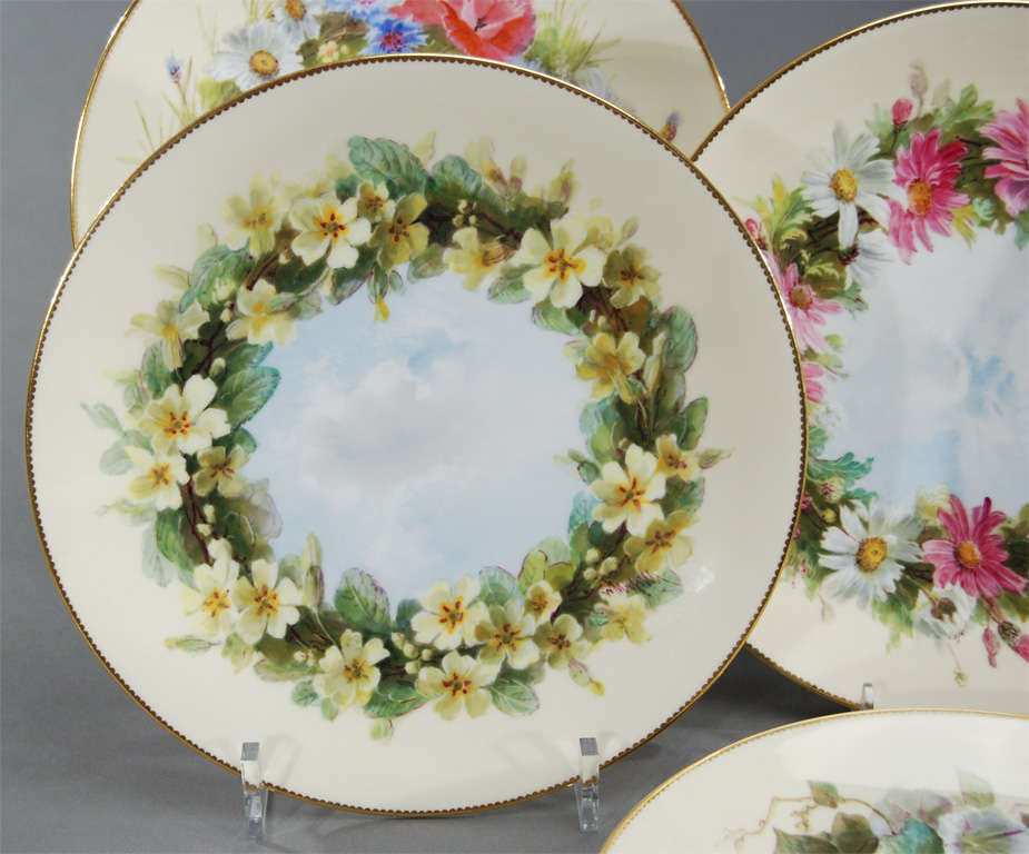 Hand-Painted 12 Minton Aesthetic Movement Hand Painted Cabinet Plates