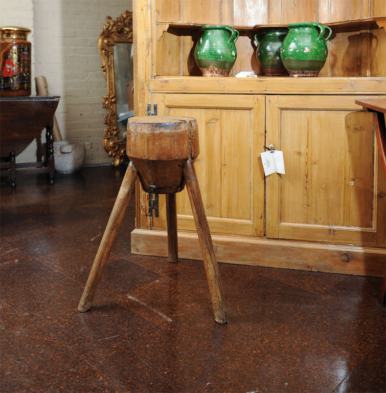 Round Oak Tripod Chopping Block