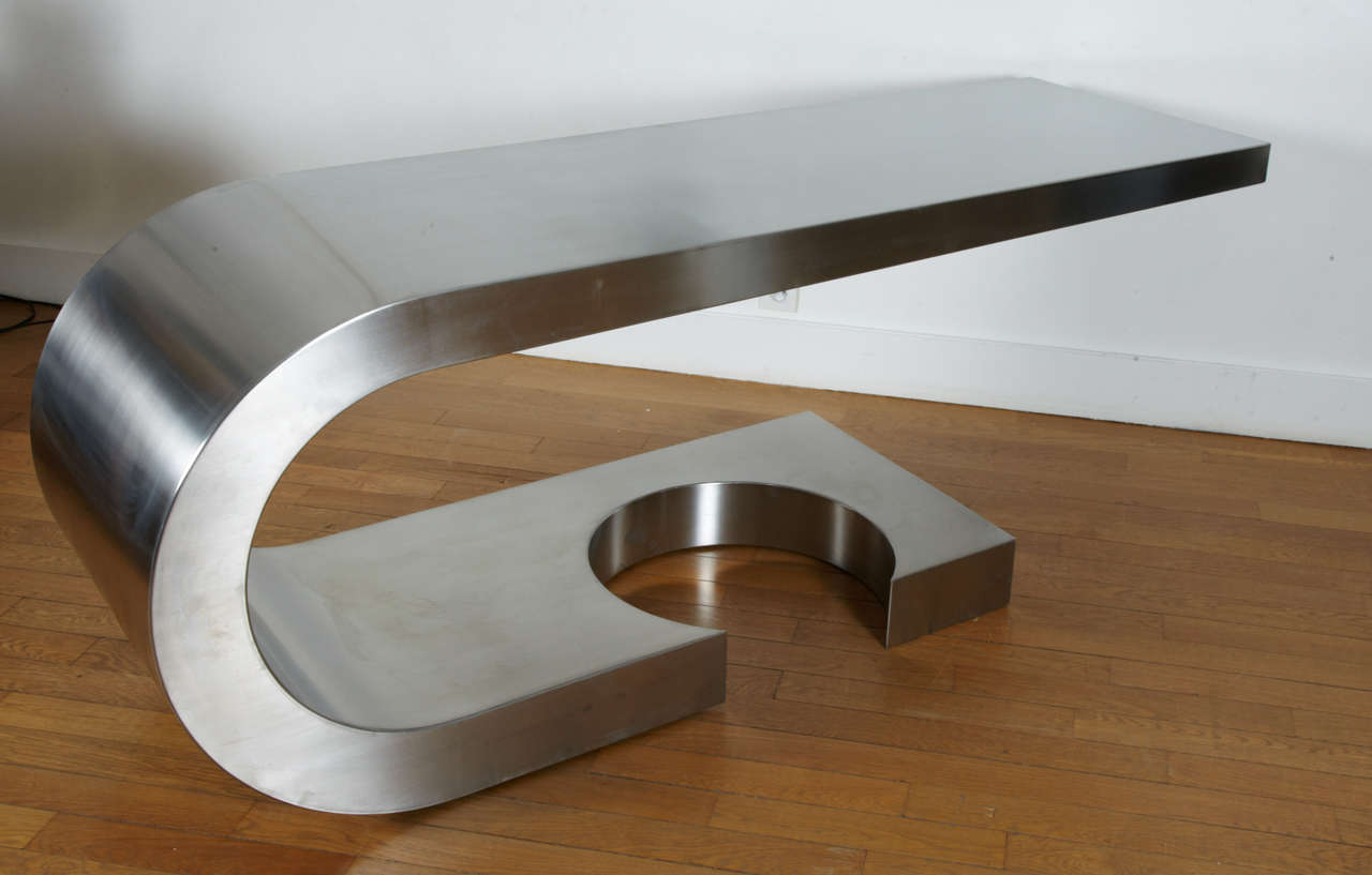 Steel Desk called 