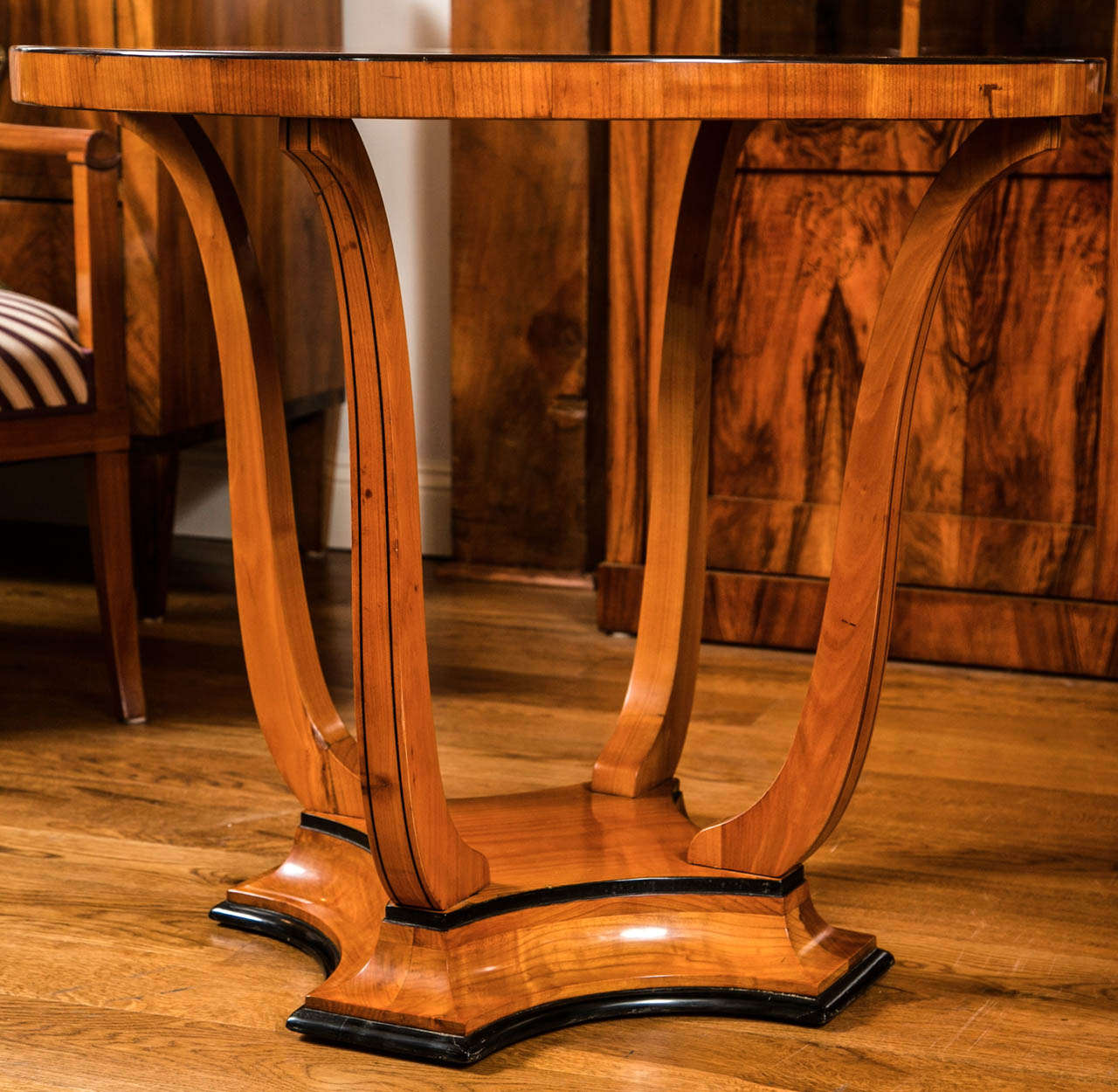 Graceful Art Deco Table at 1stDibs