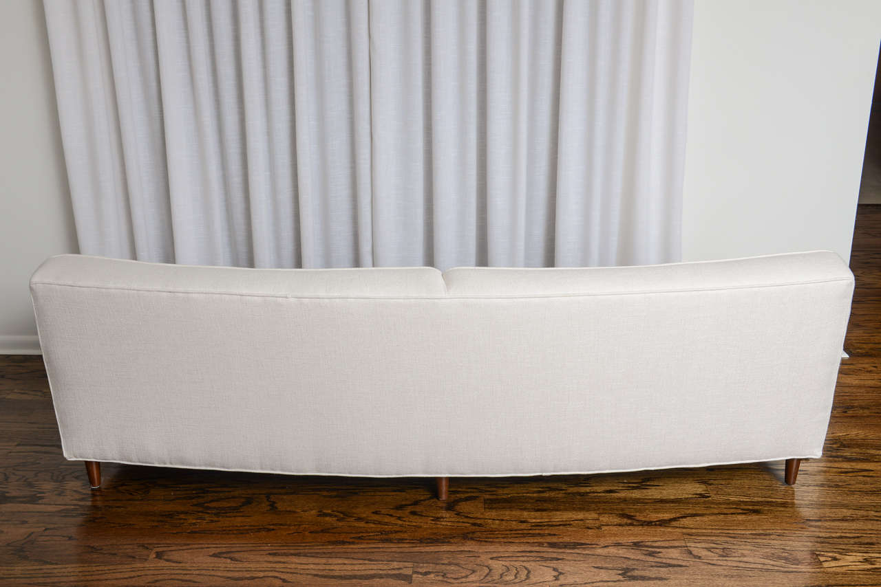 Woven  Edward Wormley for Dunbar Furniture Curved Sofa in White Fabric 