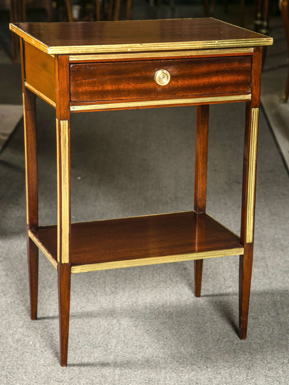 Pair of Russian Neoclassical Style Nightstand or End Tables In Good Condition In Stamford, CT