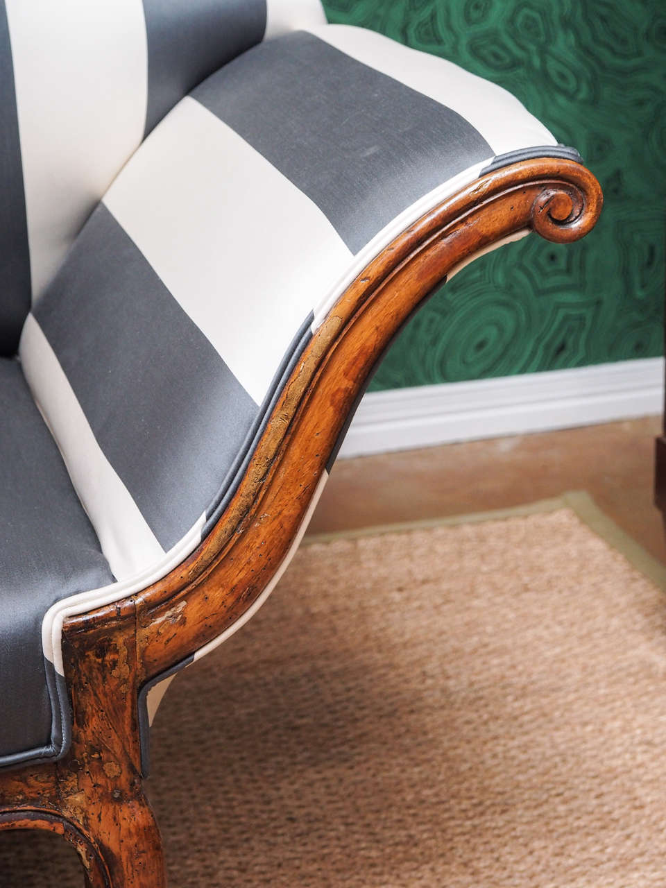 Silk Italian Rococo Settee in Stripe Upholstery