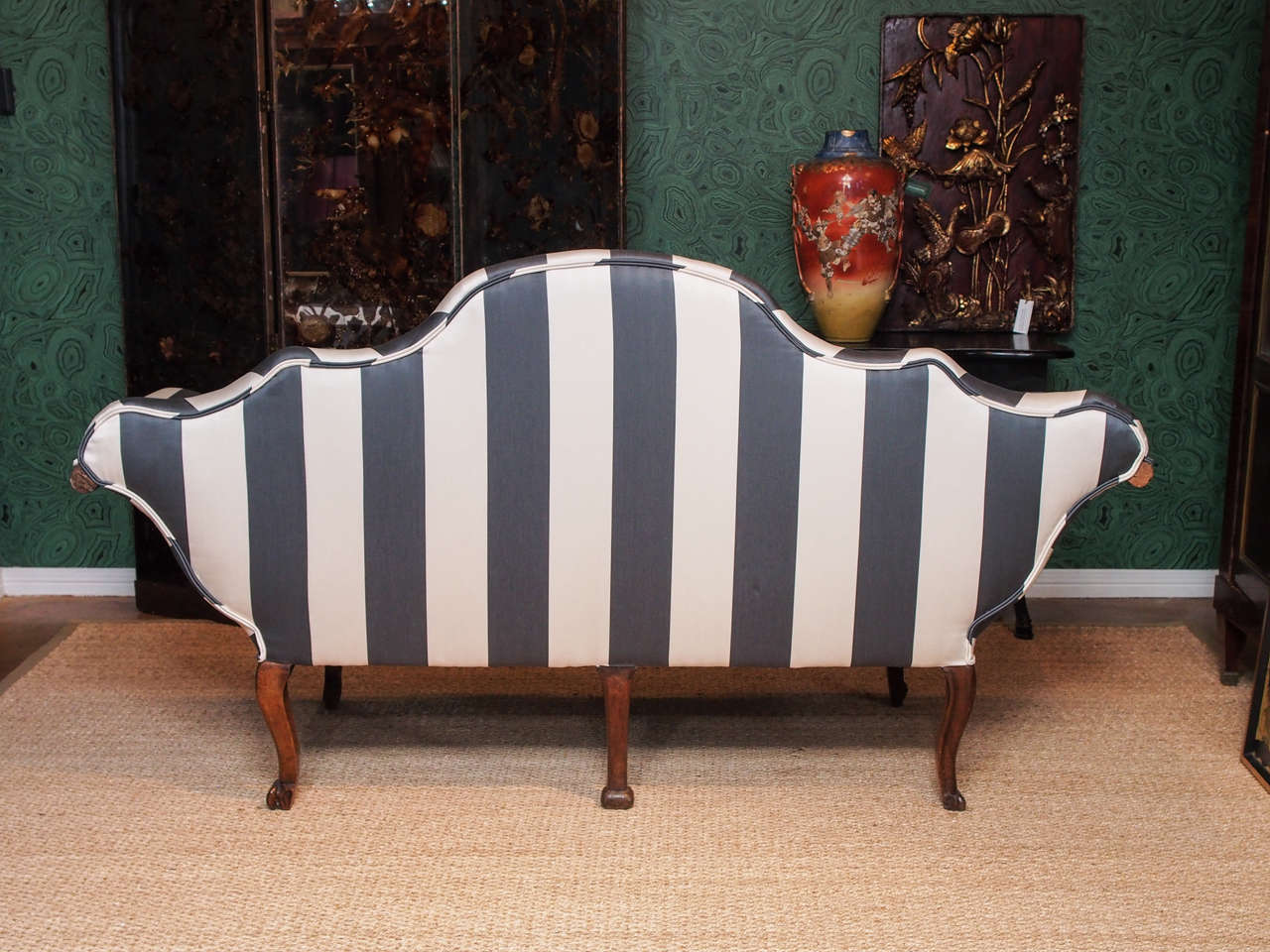 Italian Rococo Settee in Stripe Upholstery 3