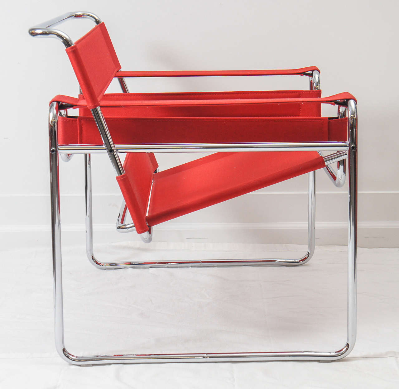 Pair of Knoll Studio RED Wassily Chairs, Model B3 For Sale at 1stDibs