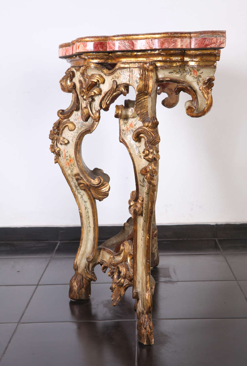 18th Century Roman giltwood and painted pair of console tables For Sale 3