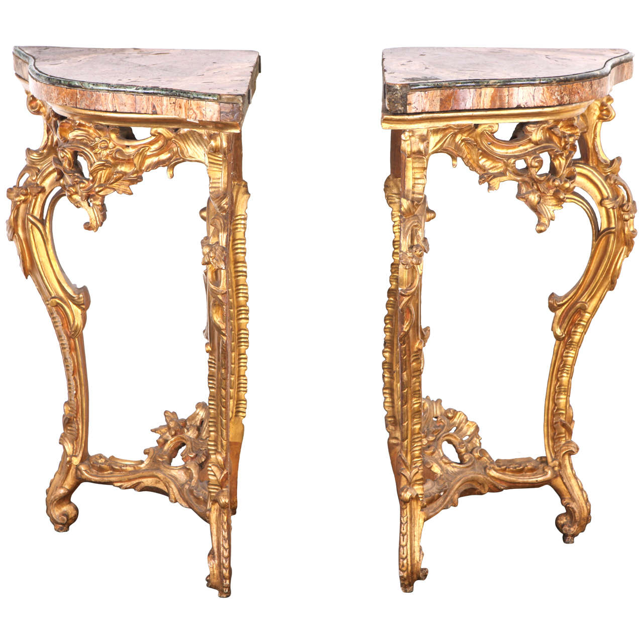 18th Century Italian alabaster topped giltwood pair of corner console tables For Sale