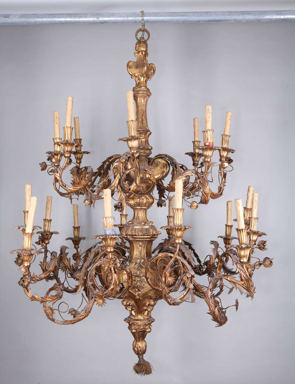 Chandelier In wood and wrought iron with 18 lights venice 18 sec