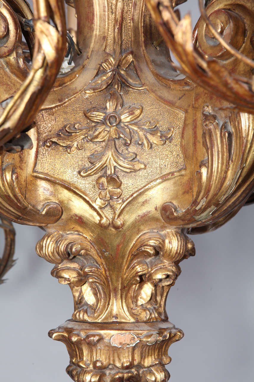 Baroque Chandelier in Wood and Gilt Wrought Iron